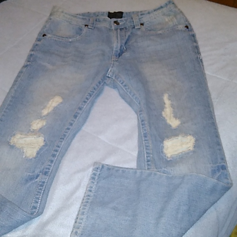 💙 Distressed Jeans 33x30